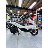 MY23 HONDA PCX 125 SCOOTER LAMS