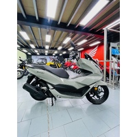 MY23 HONDA PCX 125 SCOOTER LAMS