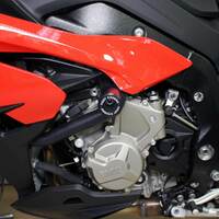 Oggy Knobb BMW S1000XR 15-17 (Black Frame Sliders)