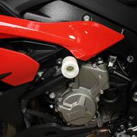 Oggy Knobb BMW S1000XR 15-17 (White Frame Sliders)